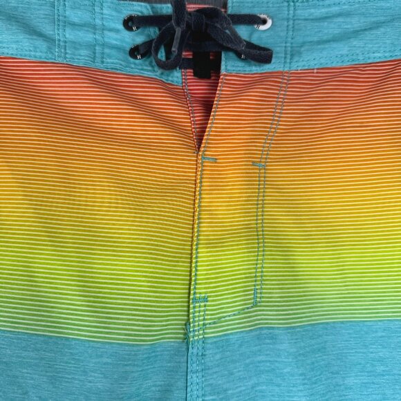 Hurley Boardshorts Mens Size 34 Striped Rainbow Coloful Swim Beach SS-1976 - Picture 3 of 12